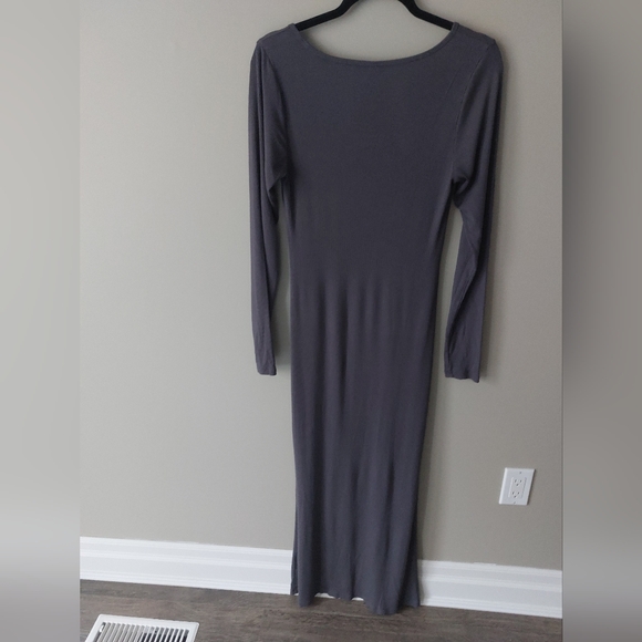 Aritzia Babaton dark gray ribbed maxi dress. Large L - Picture 2 of 3